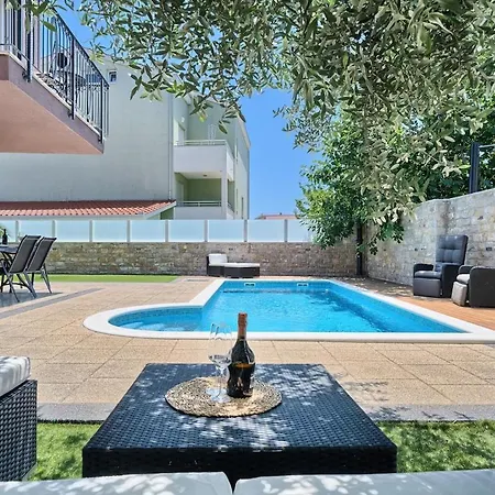 Apartamento Palm Garden - Private Pool&barbecue