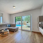 Palm Garden - Private Pool And Barbecue Appartamento *