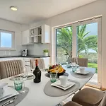 Appartamento Palm Garden - Private Pool And Barbecue *
