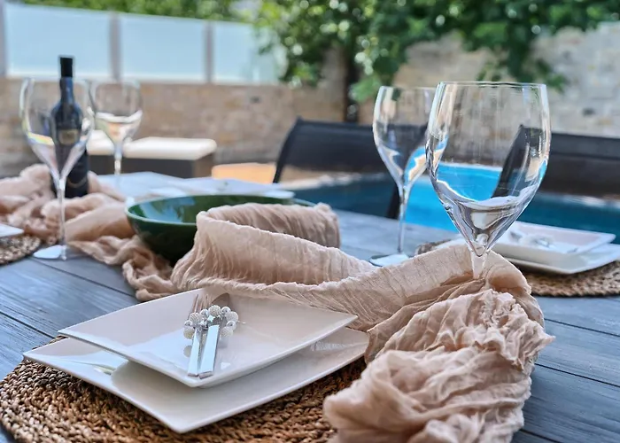 Palm Garden - Private Pool And Barbecue * Trogir